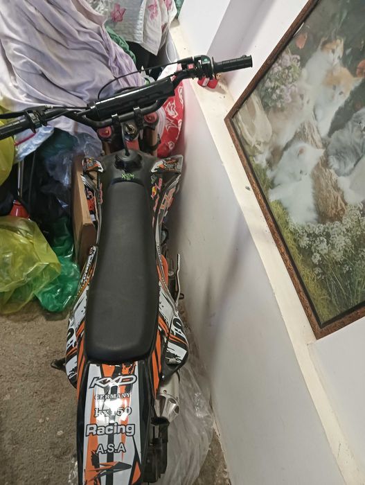 Vand motor cross