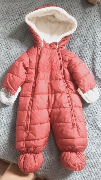 Комбинезон 6-9мес от GAP