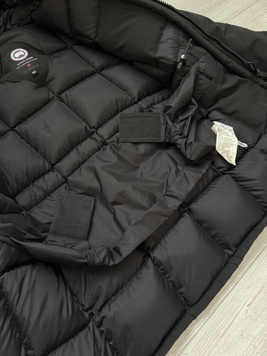 РЯДКО! Ново оригинално гуши пух яке Canada Goose Expedition Parka