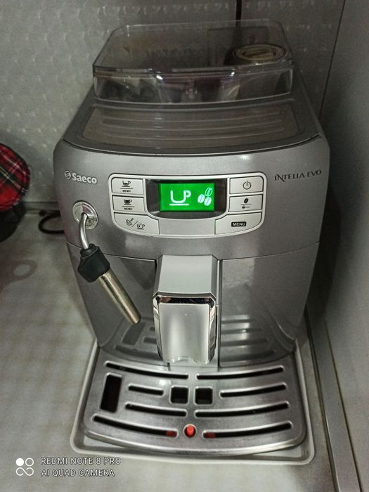Кафе машина автомат Кафеавтомат Philips Saeco Intelia HD8752/49, Автом