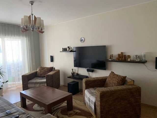 Proprietar vand apartament 4 camere in spatele BCR Mangalia