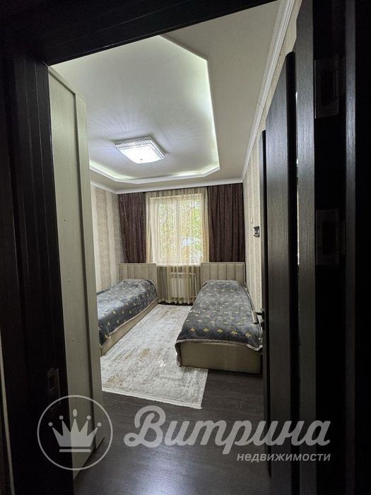 Юнусабадский район Ц4, 3/4/4 , 70кв.м