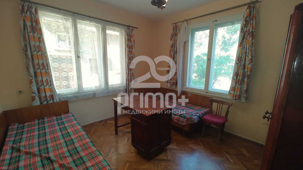 Продава се Етаж от къща в Велико Търново, Център - 103 кв.м за 1263 €/кв.м - Снимка #4