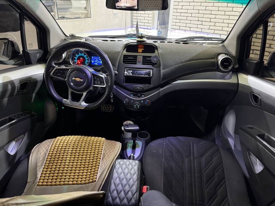 Spark avtomat 4 poz sotiladi