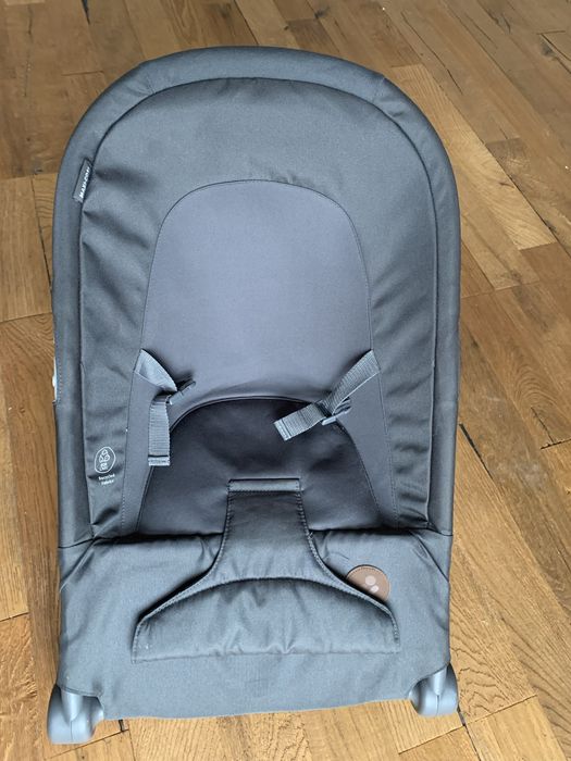 Bouncer ergonomic Maxi Cosi (echivalentul BabyBjorn)
