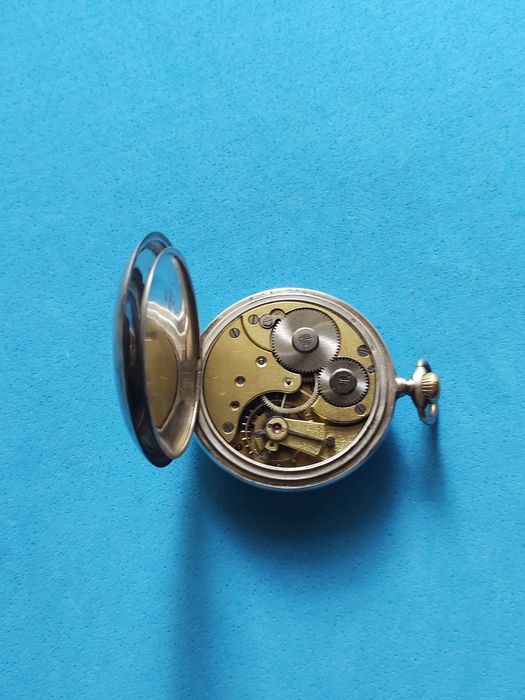 Сребърен джобен часовник  OMEGA