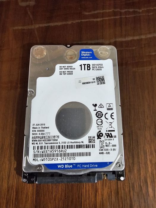 Продам HDD Western Digital WD10SPZX 1000 Гб