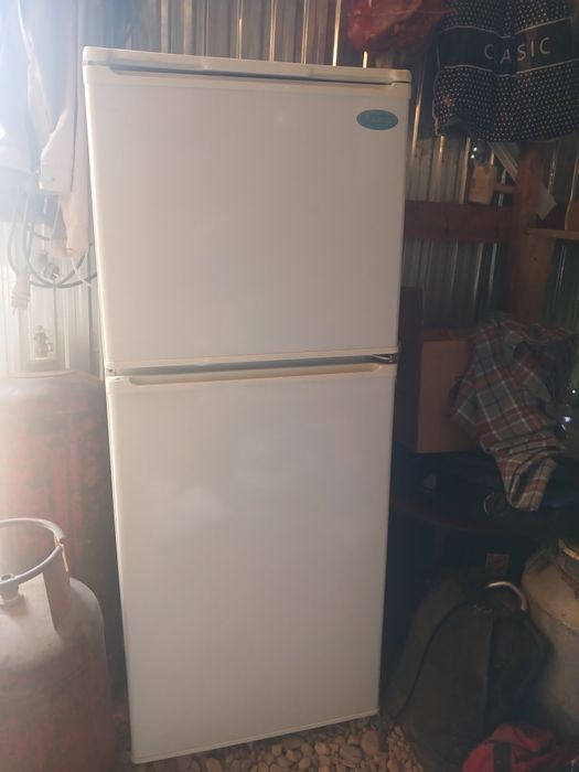 Холодильник (БИРЮСА)