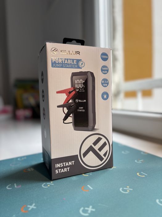 Jump Starter / baterie externa / lantera Tellur