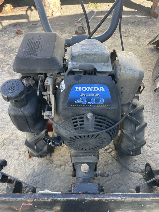 Моторна метла hUKO honda