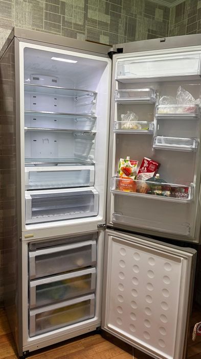 Холодильник, в отличном состоянии