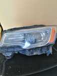 Jeep Grand Cherokee WK2 ляв фар и панорама