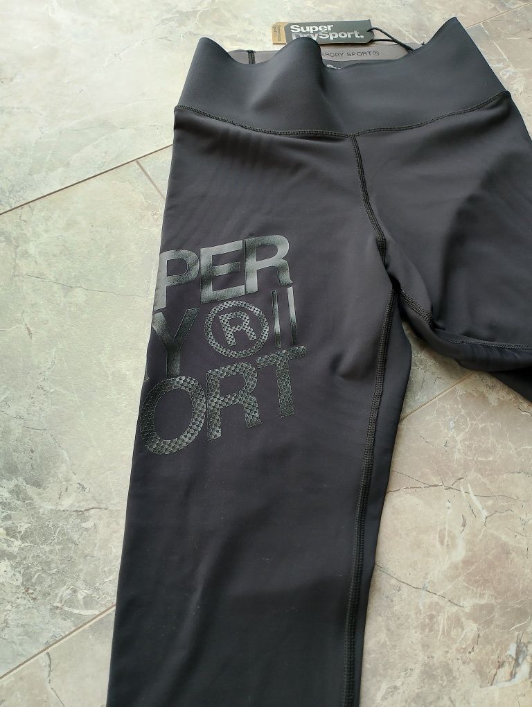 Дамски клин на SuperDry