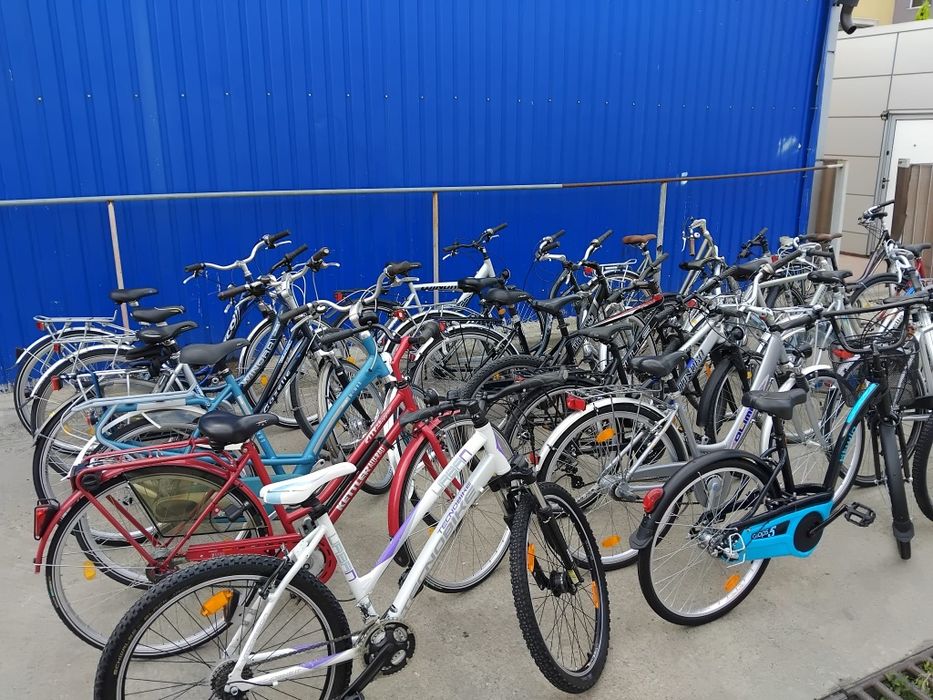 Vând bicicleta gazele din aluminiu pentru damă