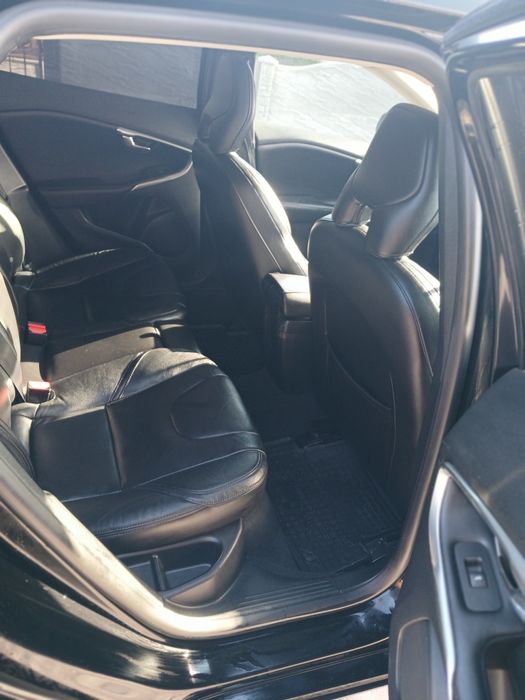 Volvo V 40 D2 2.0 diesel 120 CP