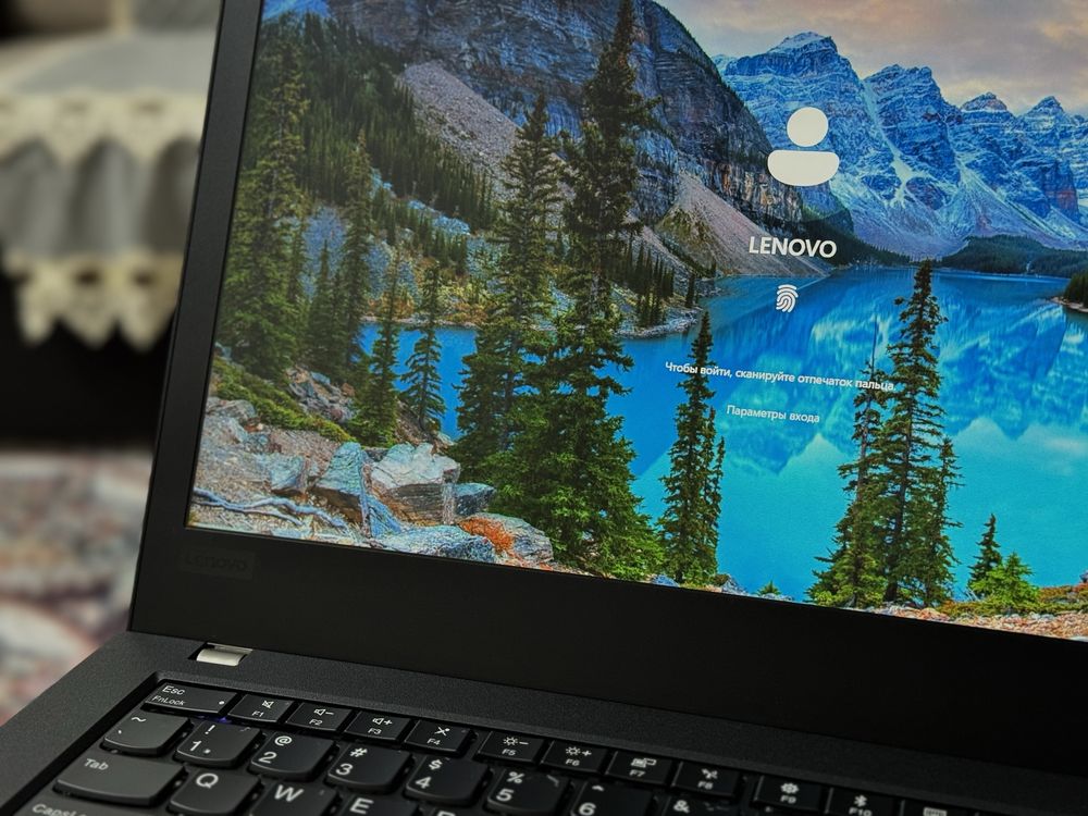Lenovo ThinkPad 14 (Сенсорный Экран) SSD:256Gb
