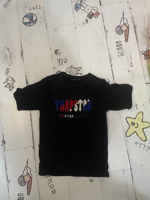 Tricou trapstar.