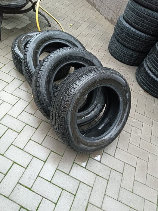 Срочно!Продам шины зимние в отличном состоянмм