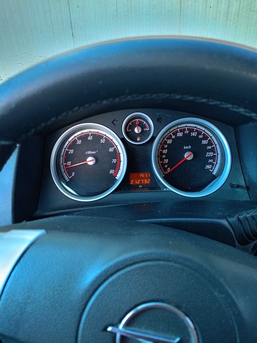 De vanzare Opel Astra H twinsport 1.6 benzina