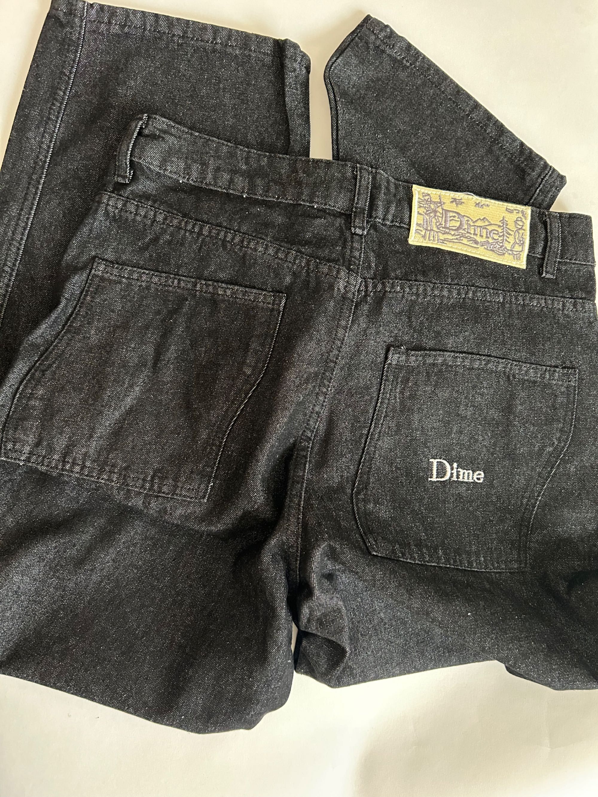 Продаются джинсы Dime
