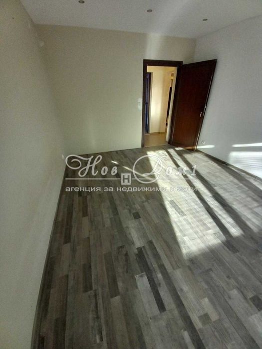 Продава се Тристаен апартамент в Варна, Владислав Варненчик - 96 кв.м за 1242 €/кв.м - Снимка #1