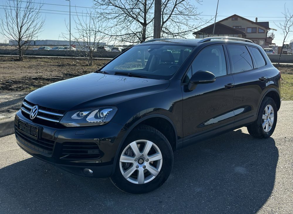 Volkswagen Touareg 2011 3.0 Diesel 245 CP Euro 5 Automat 8+1