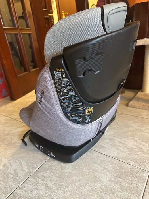 Maxi Cosi AxissFix детско столче за кола