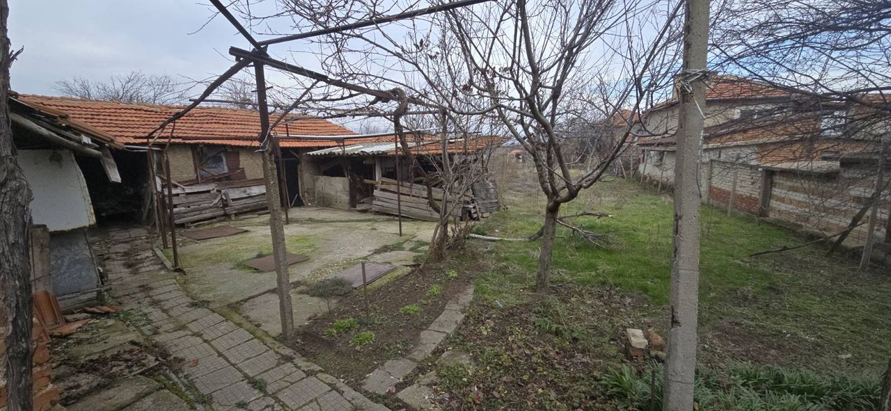 Продава се Къща в Пазарджик, Промишлена зона - 800 кв.м за 48 €/кв.м - Снимка #7