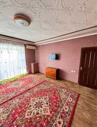 Сдается в аренду 1 но комнатная квартира возле базара Кадышева 7 этаже