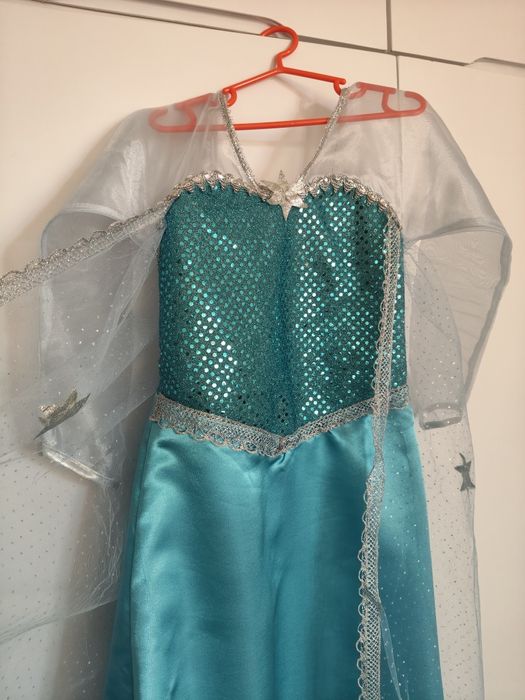 Rochie Elsa + accesorii