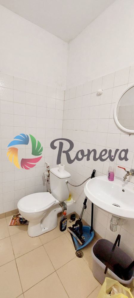Дава се под наем Офис в Варна, Гръцка махала - 32 кв.м за 230 € - Снимка #4