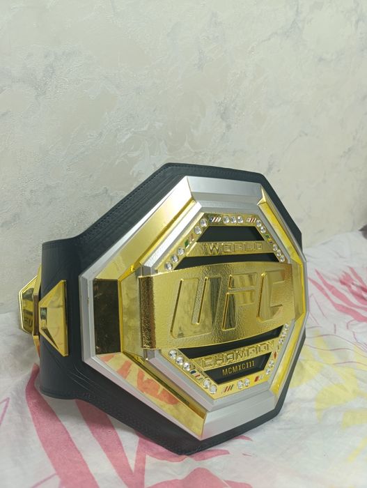 Чемпионский пояс UFC