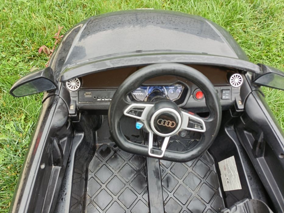 Mașină electrică Audi TT