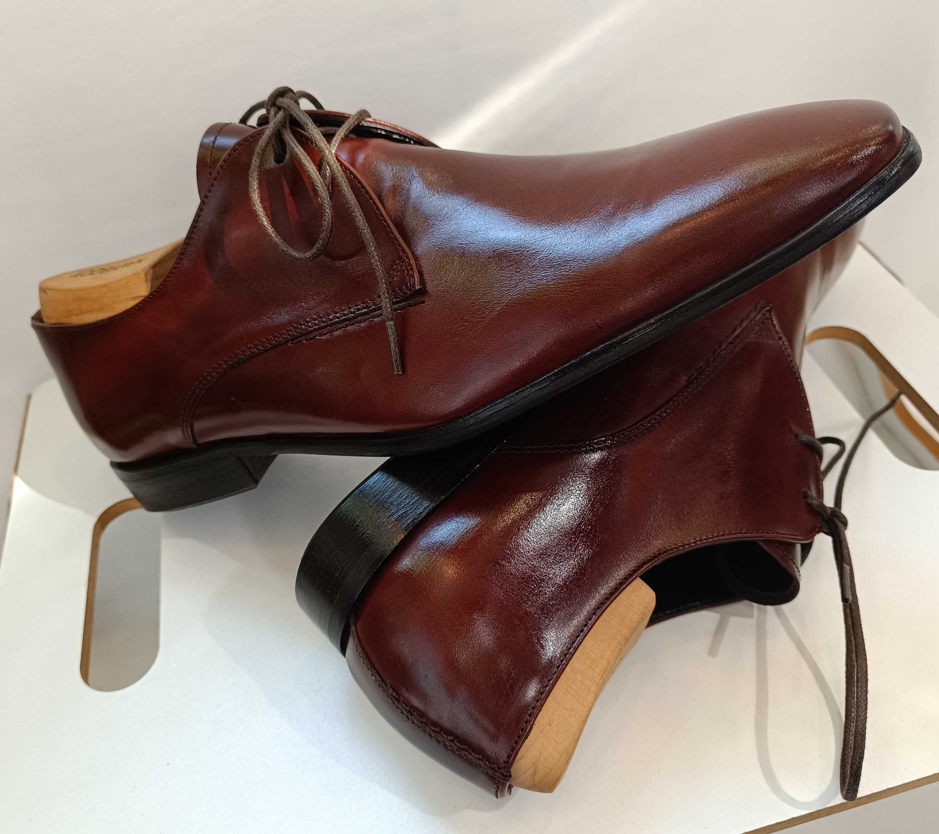 Pantofi derby 44 de lux GREVE NOI lucrati manual piele naturala moale
