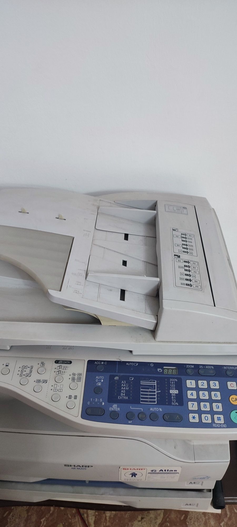 Imprimanta copiator sharp