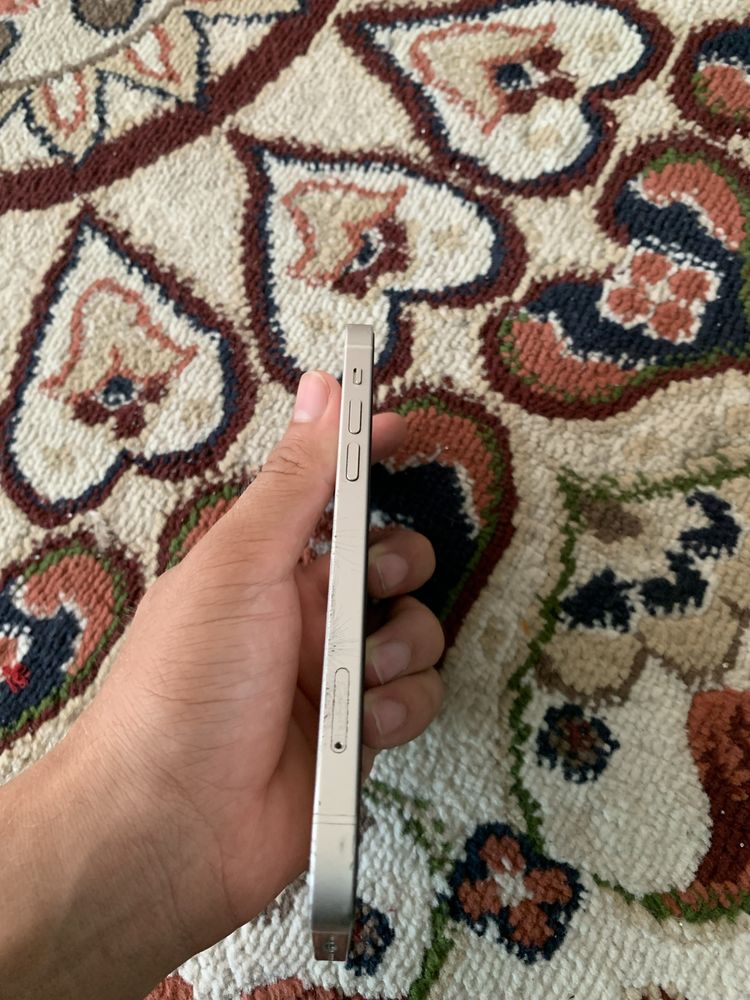 iPhone 12 oq rangda