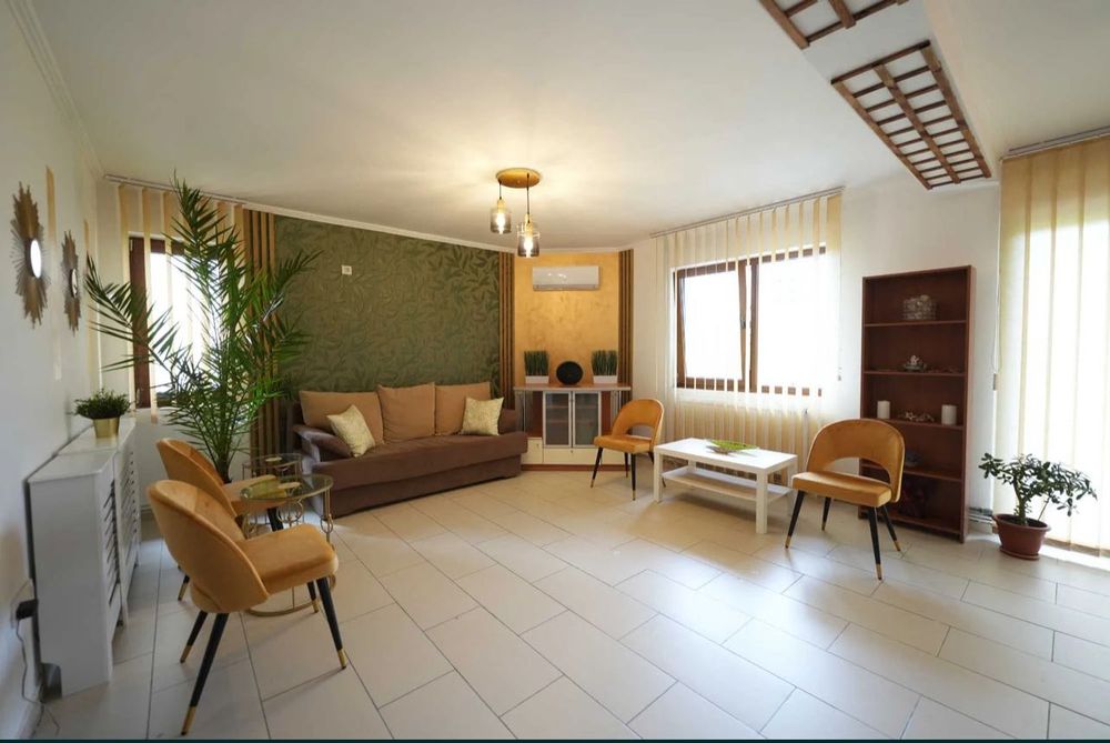 Spațiu comercial sau locuință de închiriat, etaj 1/2, zona Cug