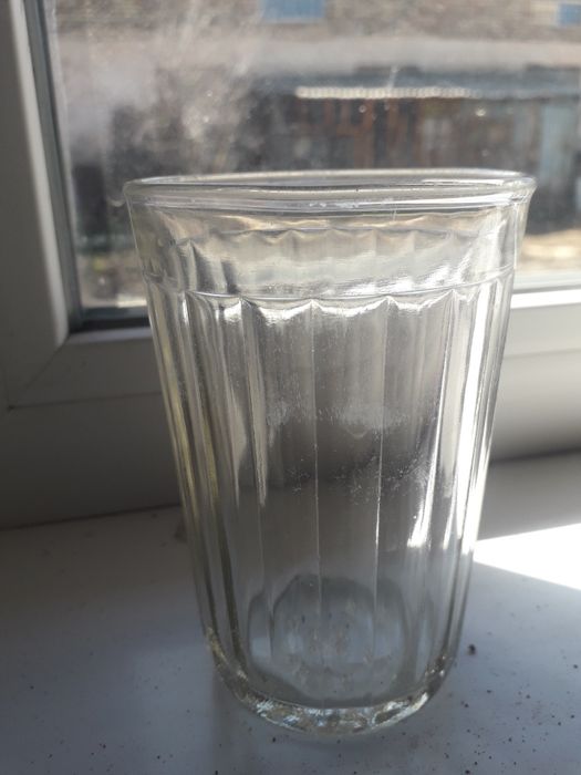 Стакны для столовои