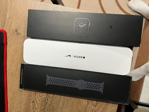 Apple Watch часовник смарт