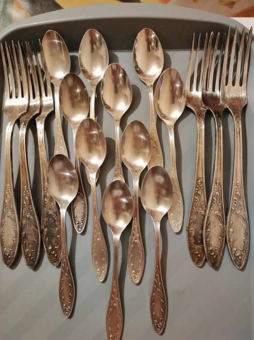 Мельхиор!Не новые,но в отличном состоянии!!Цена за одну штуку!