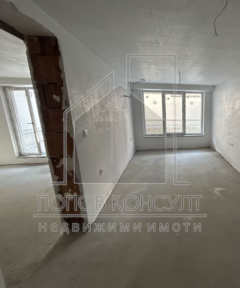 Продава се Двустаен апартамент в Пловдив, Кючук Париж - 72 кв.м за 1375 €/кв.м - Снимка #4