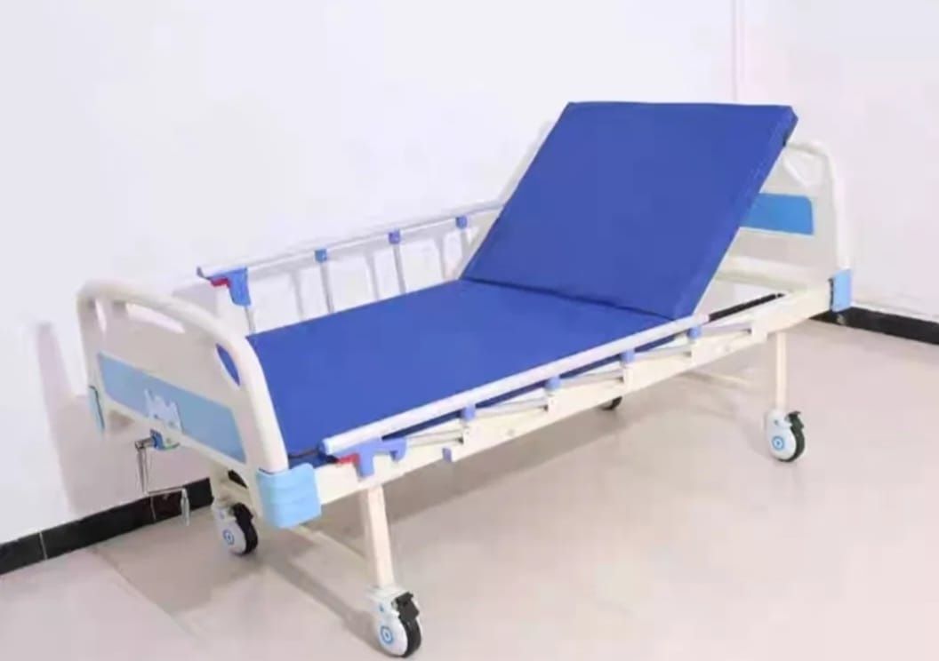 Продам кровать функциональную для лежачих больных