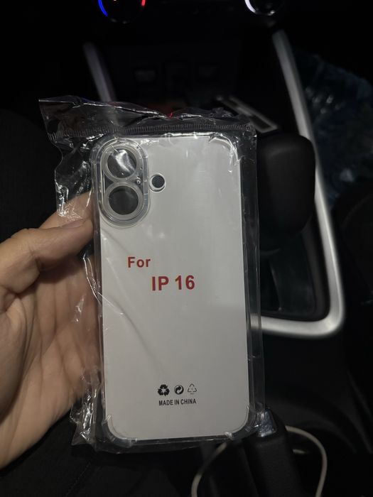 Чехол на айфон 16-17