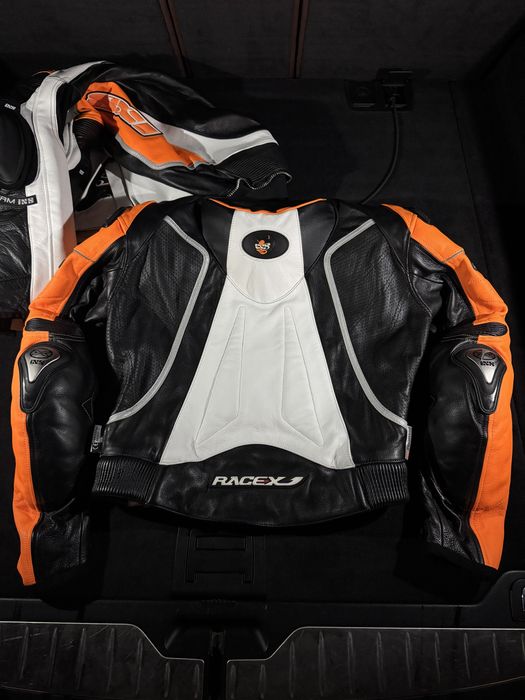 Vand costum moto IXS marimea 50