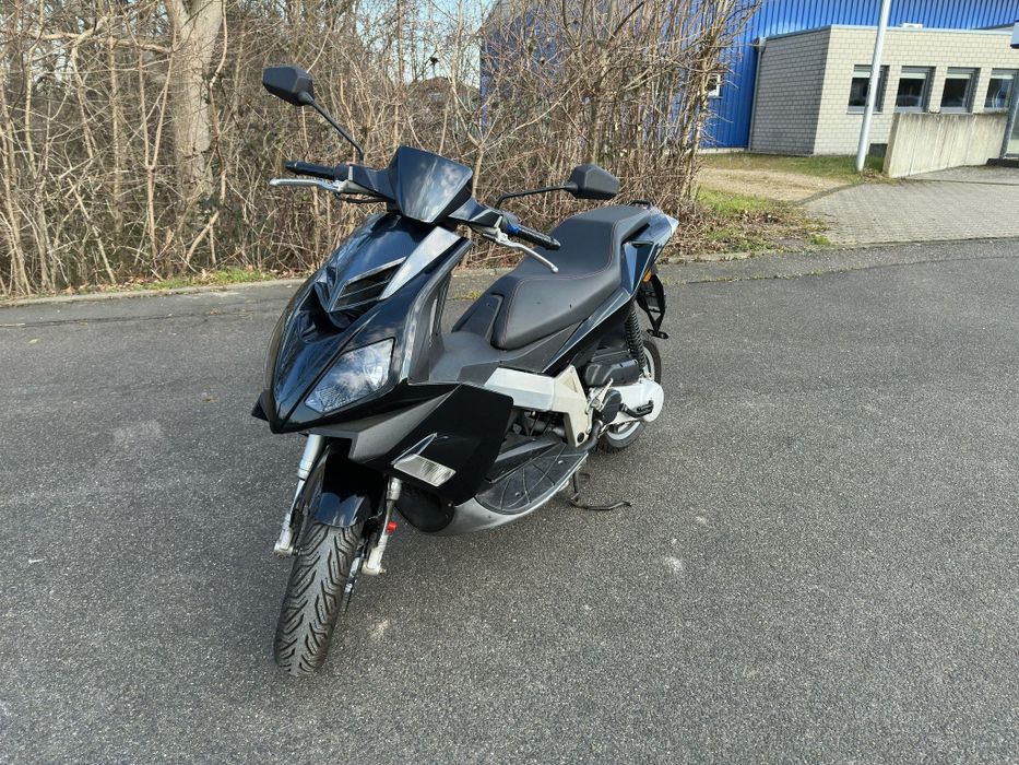 Scuter Derbi gp1