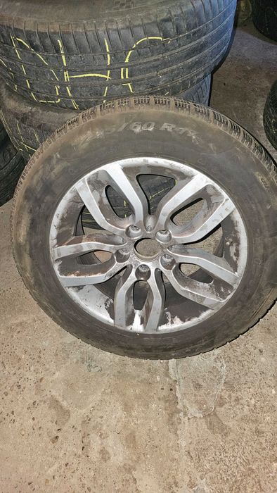 4 roti iarna cu anvelope Pirelli de la BMW X4 225/60 R17, se vand si 2