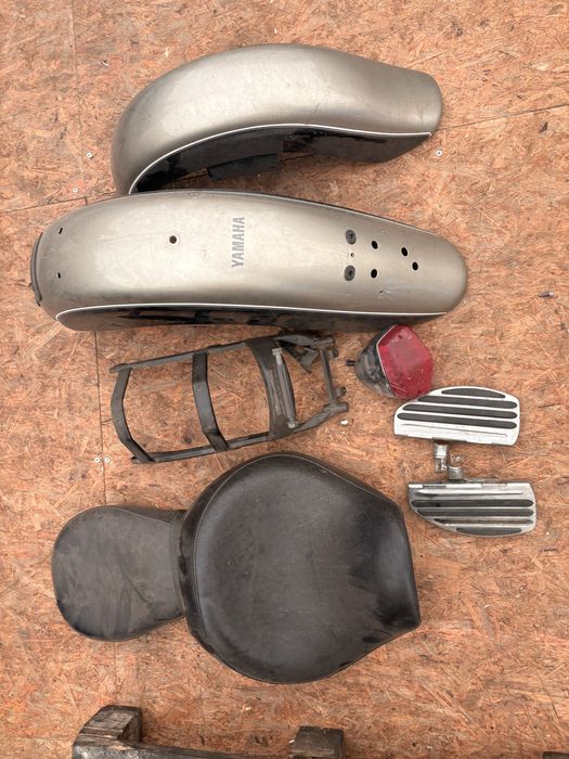 Yamaha XVS 1600 - Semi cadru; Aripi; Set sei; Stop frana; Foot pag-uri