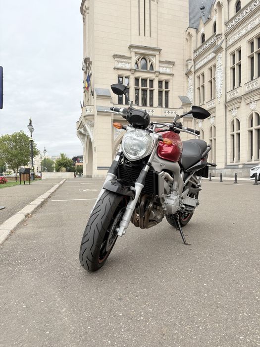 Vând Yamaha FZ6N