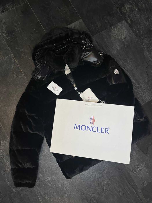 Moncler-Автентично чисто мъжко зимно яке Л размер