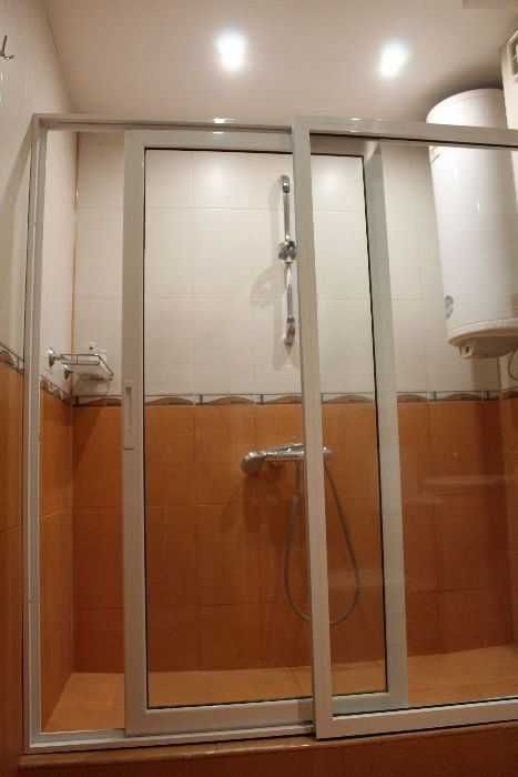 Дава се под наем Тристаен апартамент в Пловдив, Въстанически - 120 кв.м за 325 € - Снимка #8